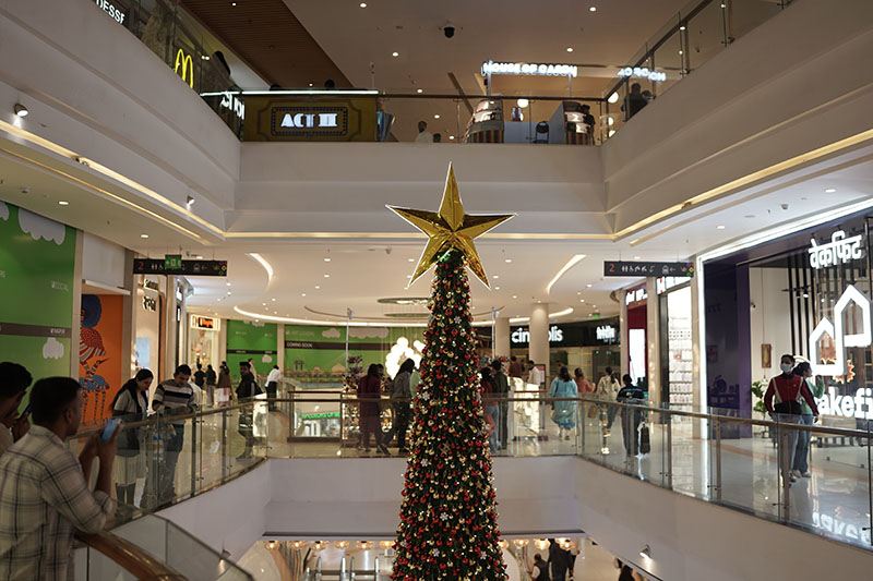 Christmas Décor Unveiled - 18th November 2025